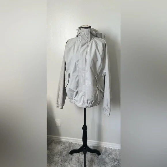 H&M Water Repellent and Windproof Jacket - size Small - Picture 1 of 10